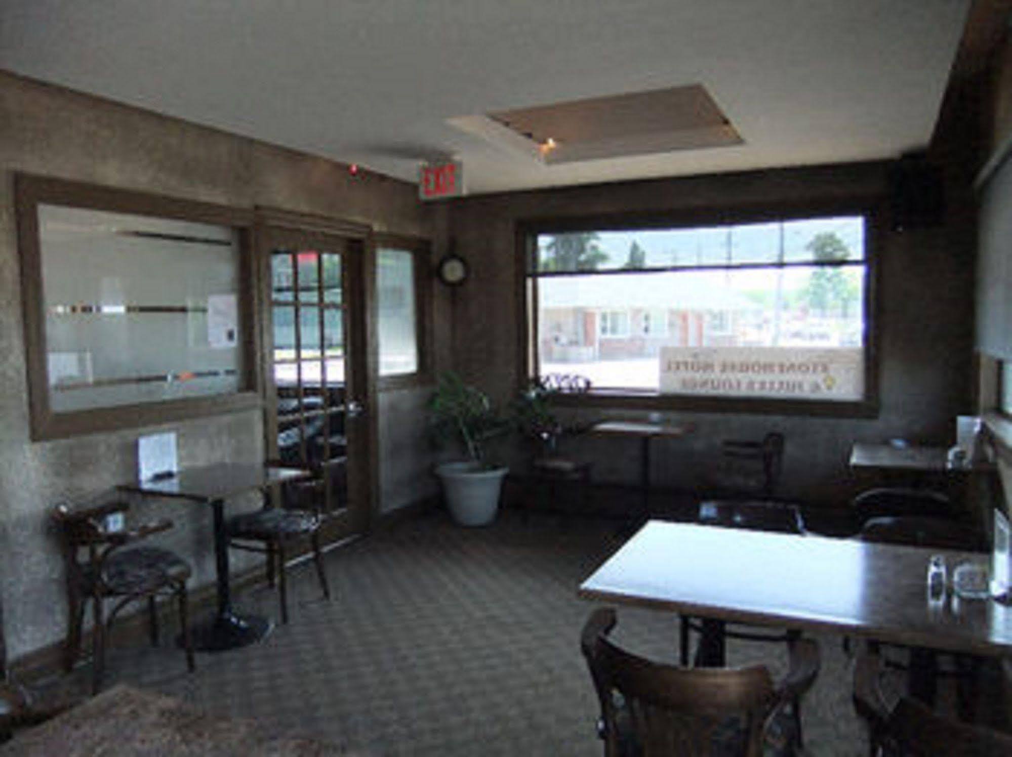 Stonehouse And Restaurant Motel Truro
