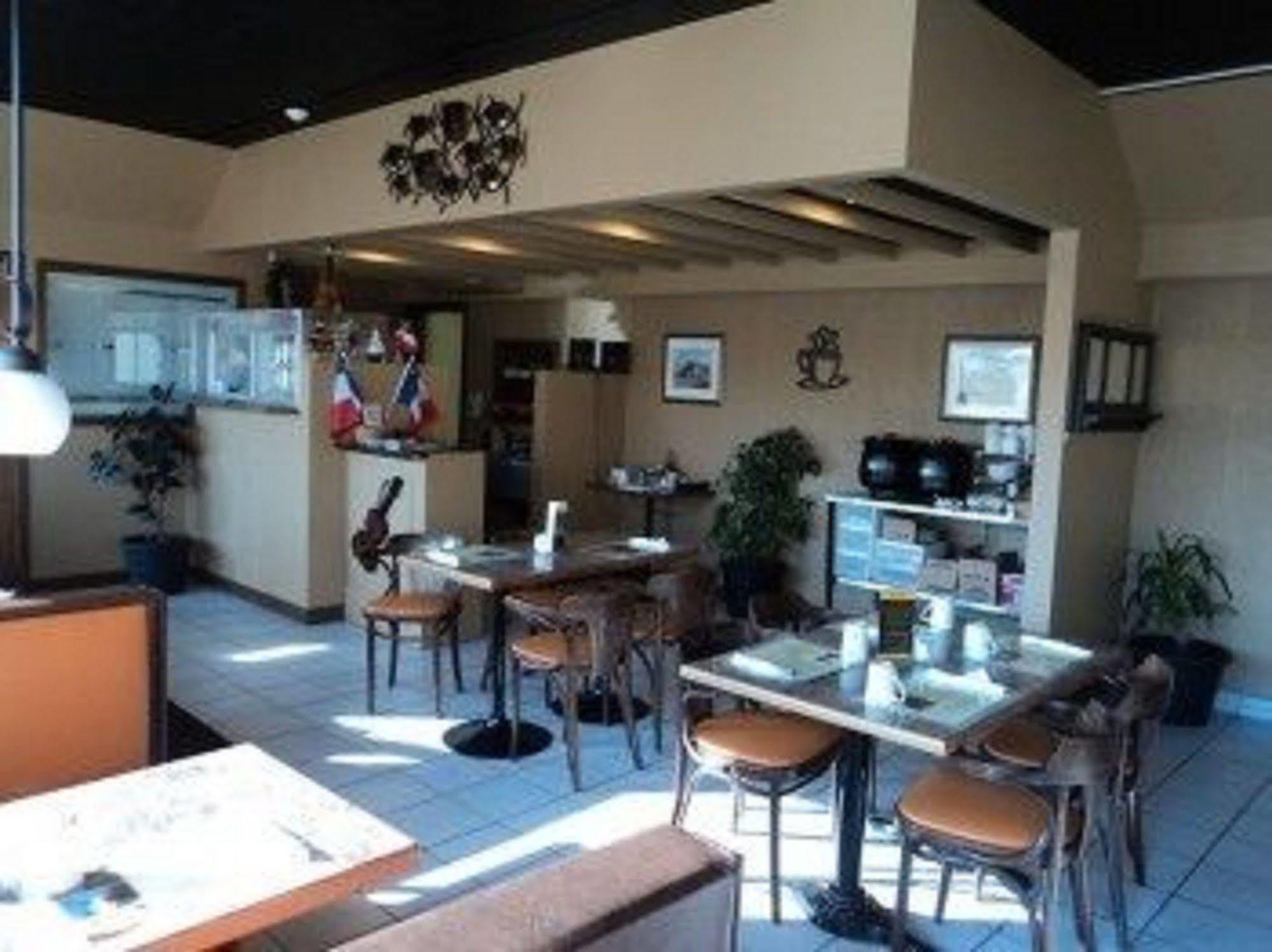 Stonehouse And Restaurant Motel Truro