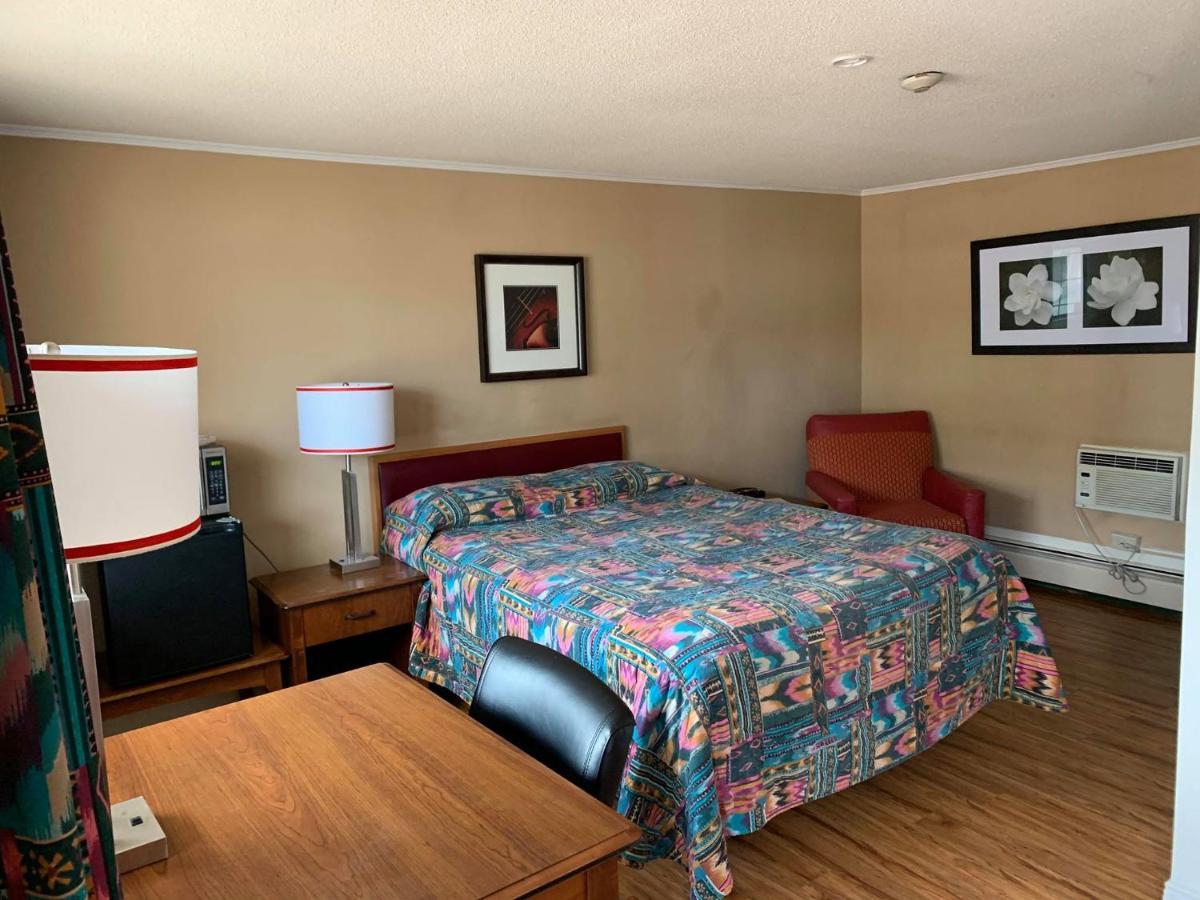Stonehouse And Restaurant Motel