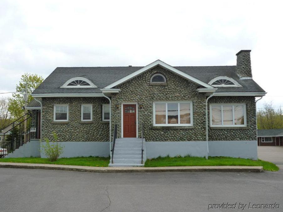 Stonehouse And Restaurant Motel Truro