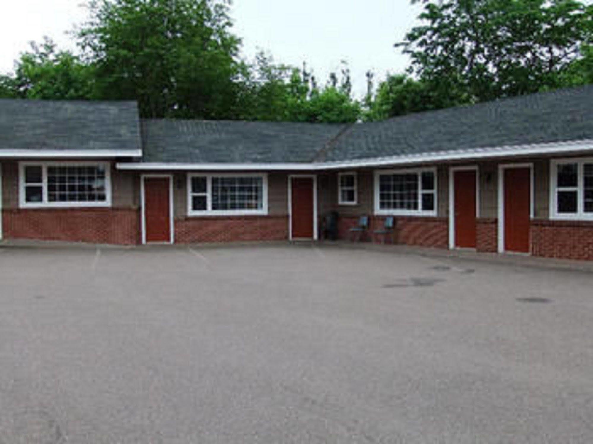 Stonehouse And Restaurant Motel Truro